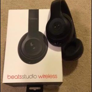 Studio 3 Wireless Beats